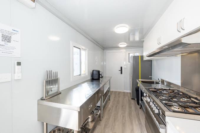 Mobile Kitchen Layout Design