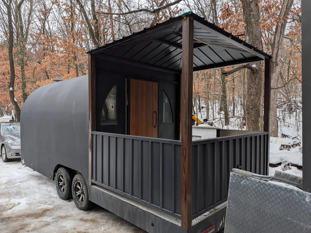 Custom mobile kitchens